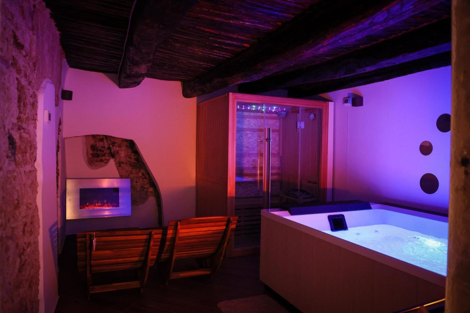 Petramare Charming House Διαμέρισμα Σαλέρνο Εξωτερικό φωτογραφία